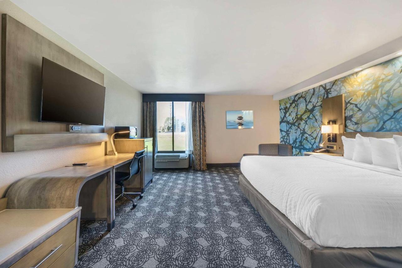 | Clarion Inn Murfreesboro