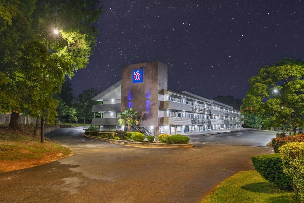  | Motel 6-Charlotte, NC - Coliseum