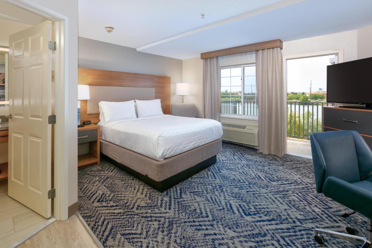 One Queen Bed Balcony Studio Suite - Non-Smoking at Candlewood Suites Idaho Falls, an IHG Hotel