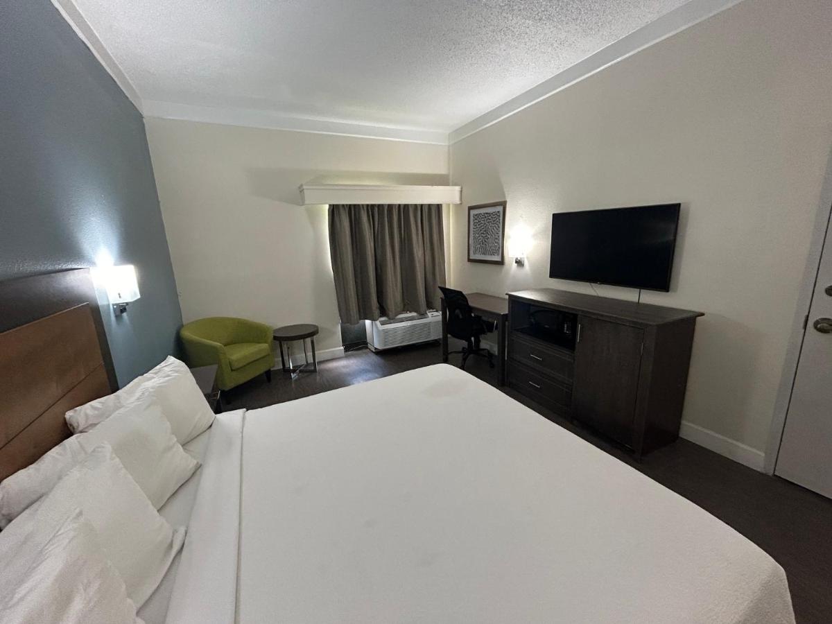  | Best Western Airport Inn