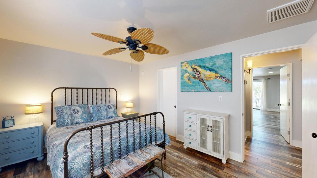  | 625 Queens Grant