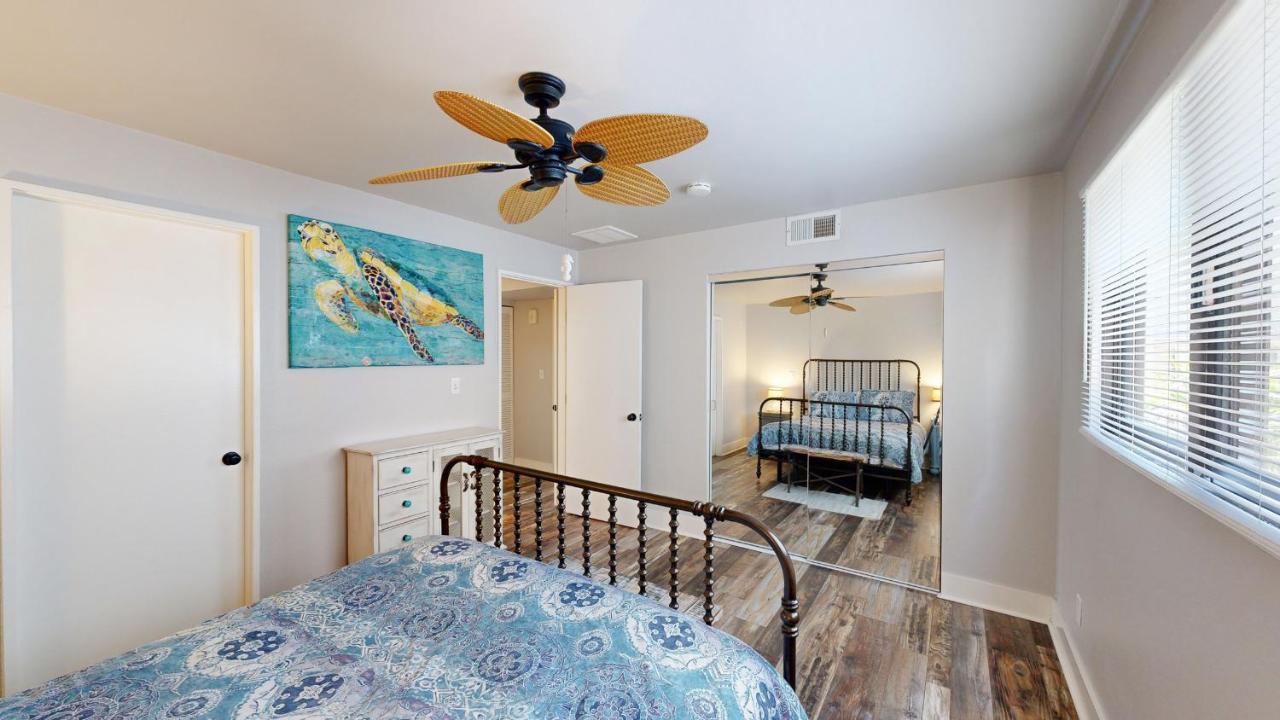  | 625 Queens Grant