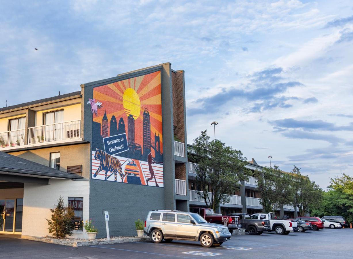 | Days Inn by Wyndham Cincinnati East