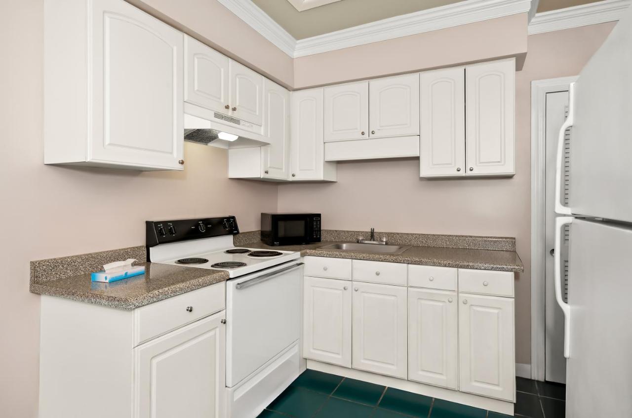 2 Bedroom Apartment at Americas Best Value Inn Historic Clewiston Inn