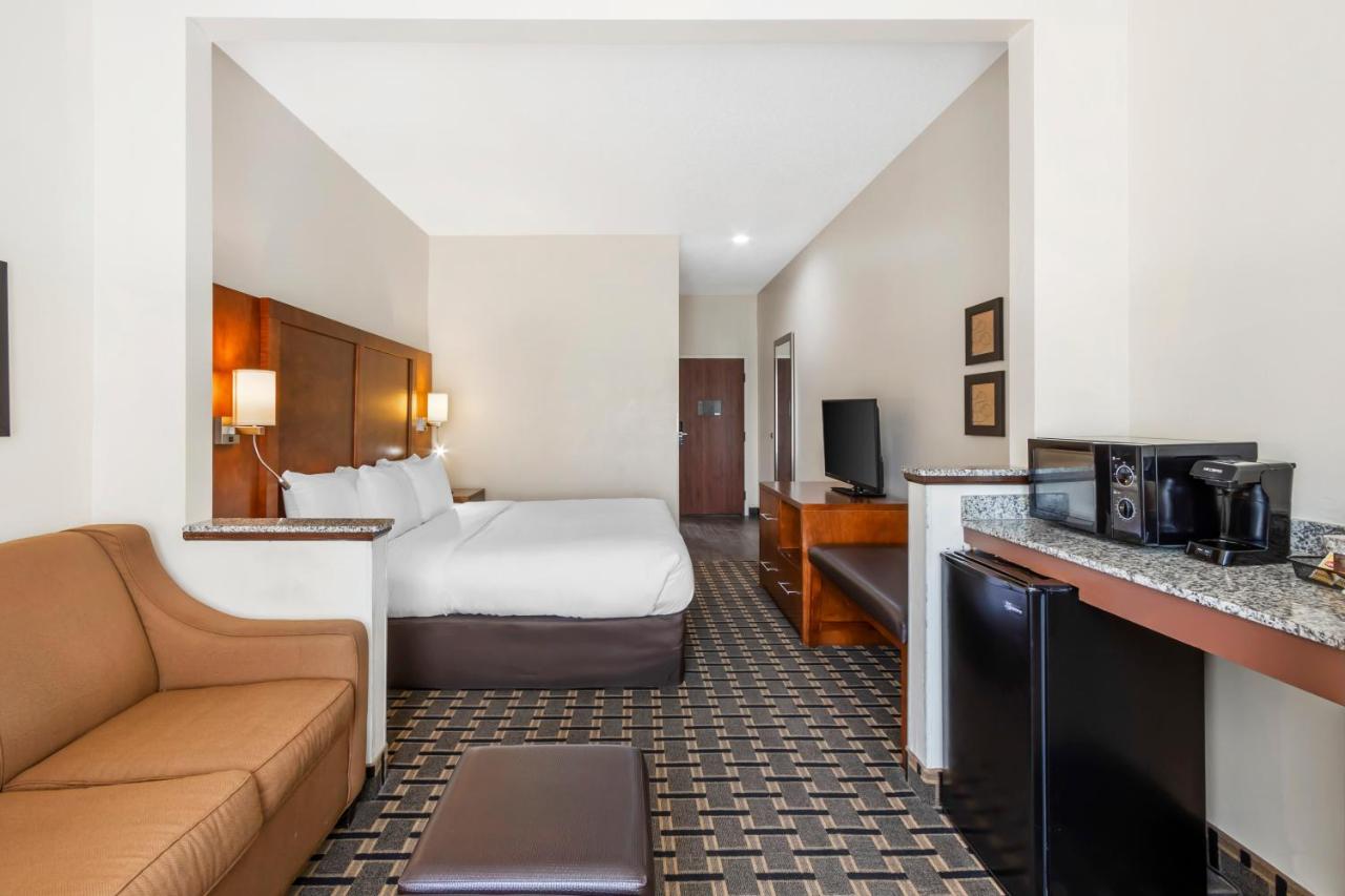 King Suite - Non-Smoking at Comfort Inn Summerville - Charleston