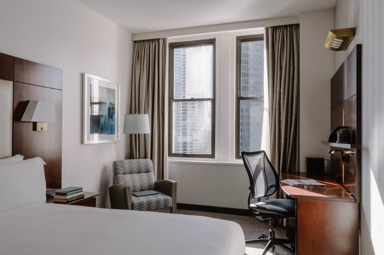| Club Quarters Hotel Wacker at Michigan, Chicago
