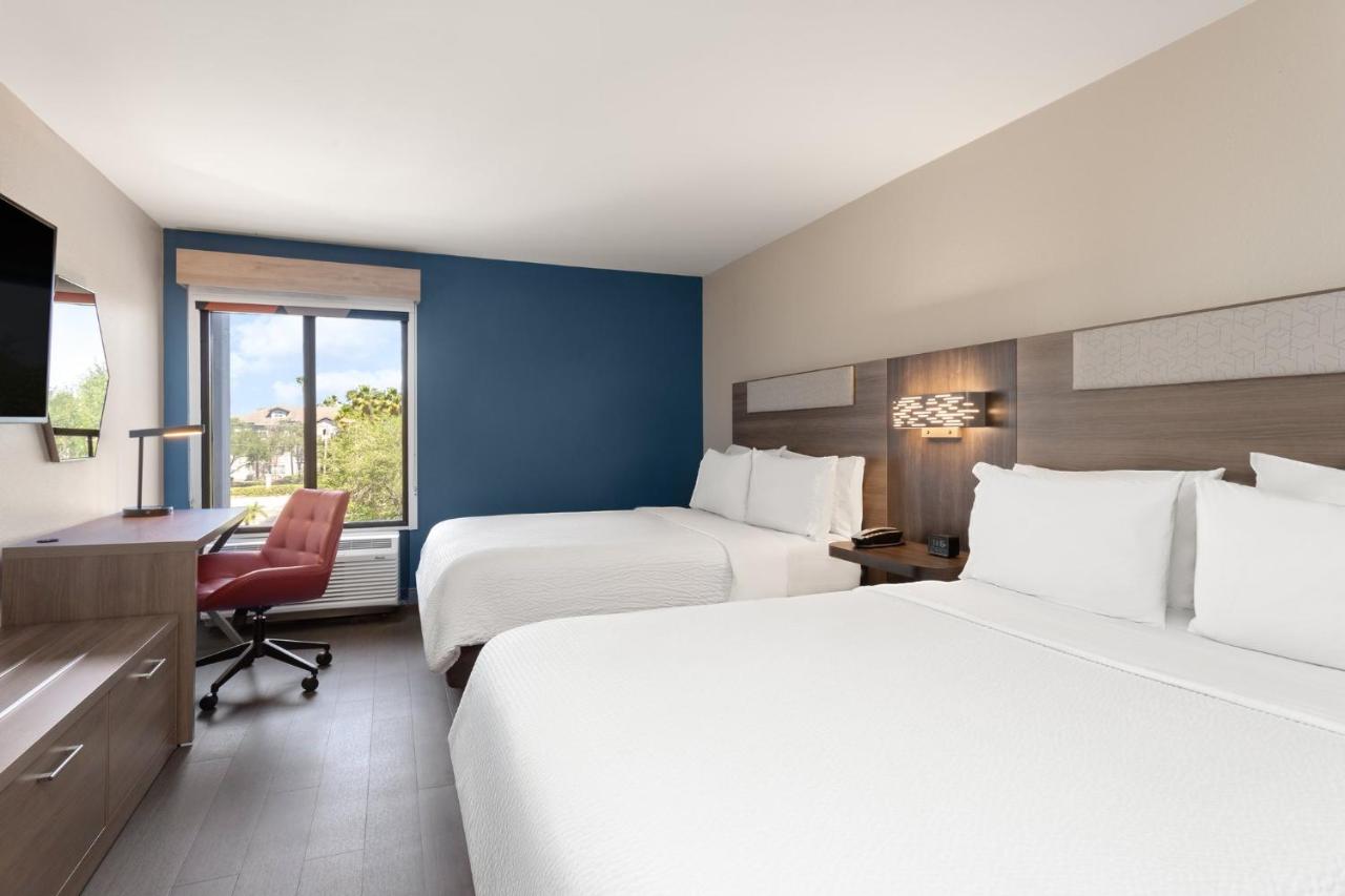 | Holiday Inn Express Hotel & Suites Tampa-Rocky Point Island, an IHG Hotel