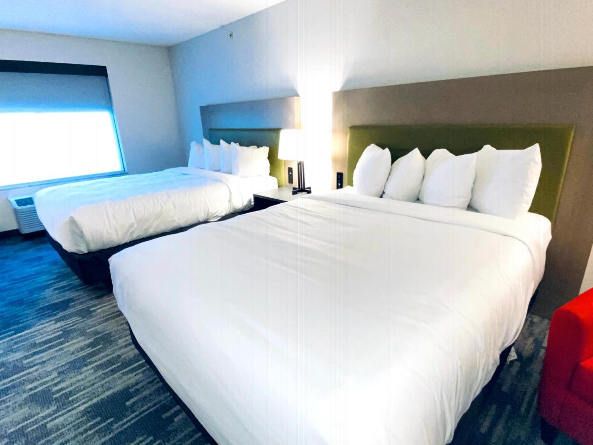Queen Room with Two Queen Beds - Non-Smoking at Country Inn & Suites by Radisson, Lake George (Queensbury), NY
