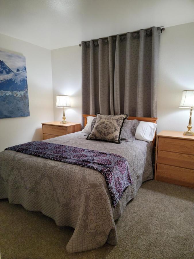 | Alaska Country Inn