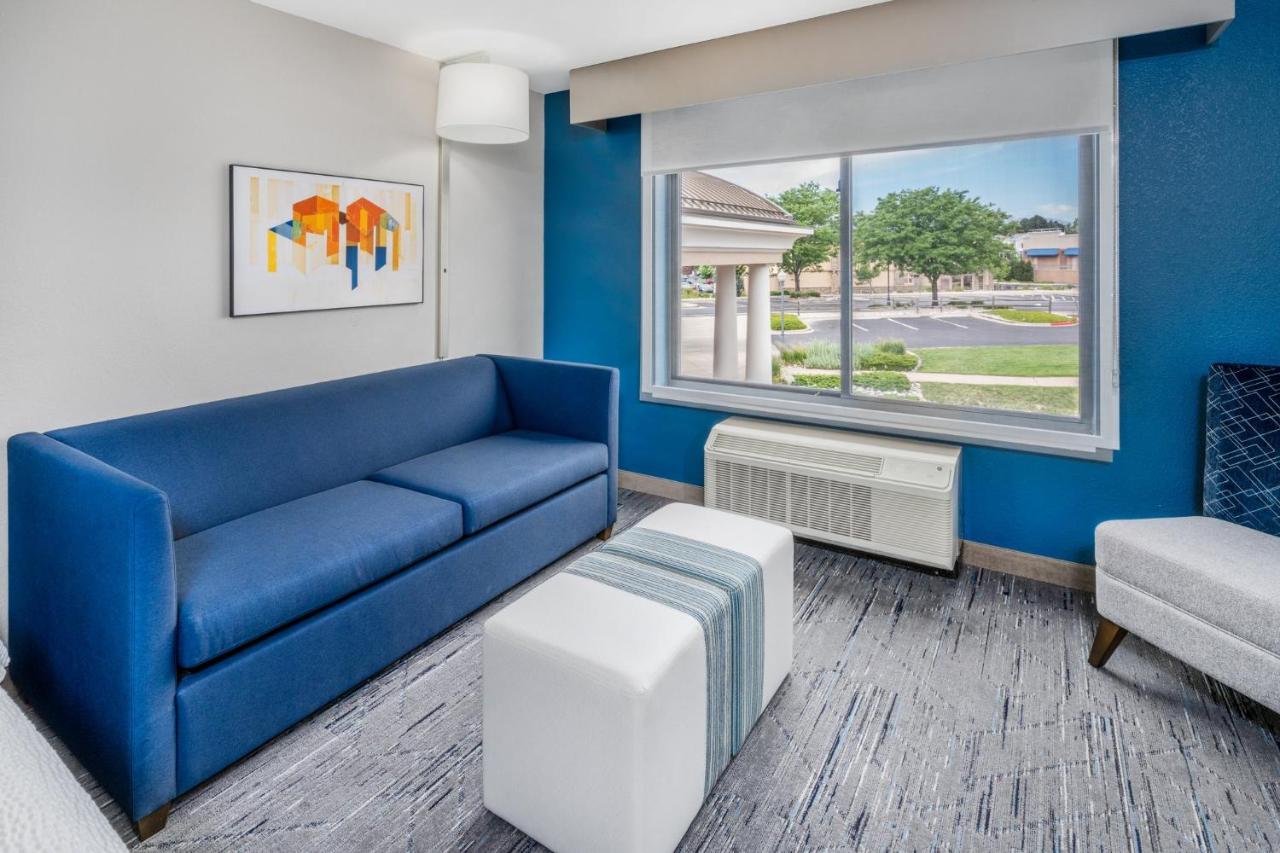 Queen Suite - Non-Smoking at Holiday Inn Express & Suites Colorado Springs First & Main by IHG