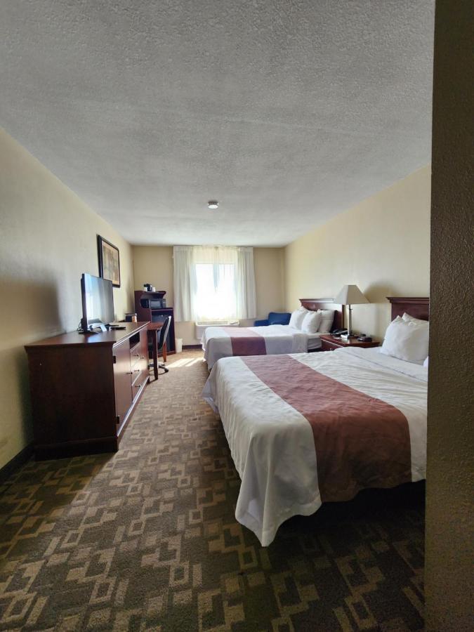 Queen Room with Two Queen Beds - Non-Smoking at Quality Inn I-70 at Wanamaker