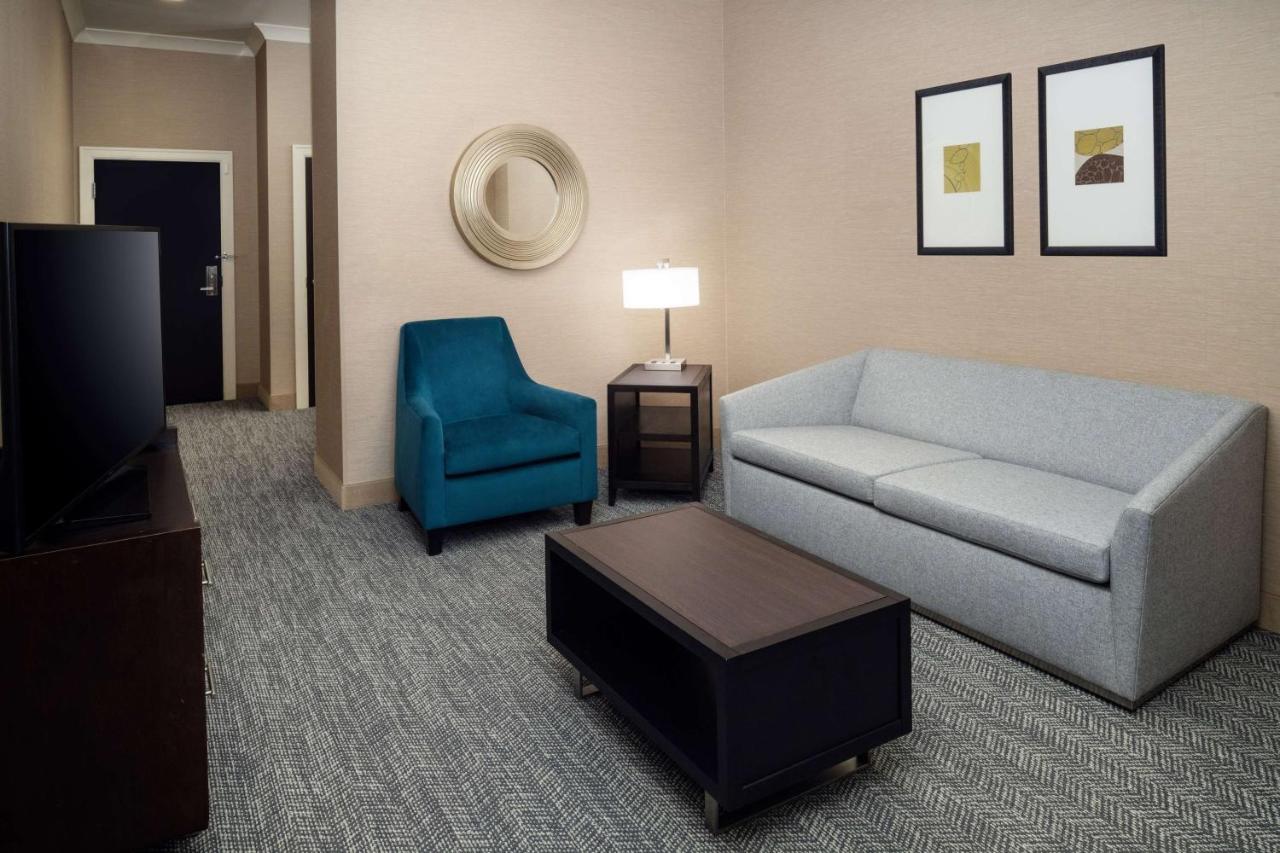 Embassy Suites Saint Louis - Downtown