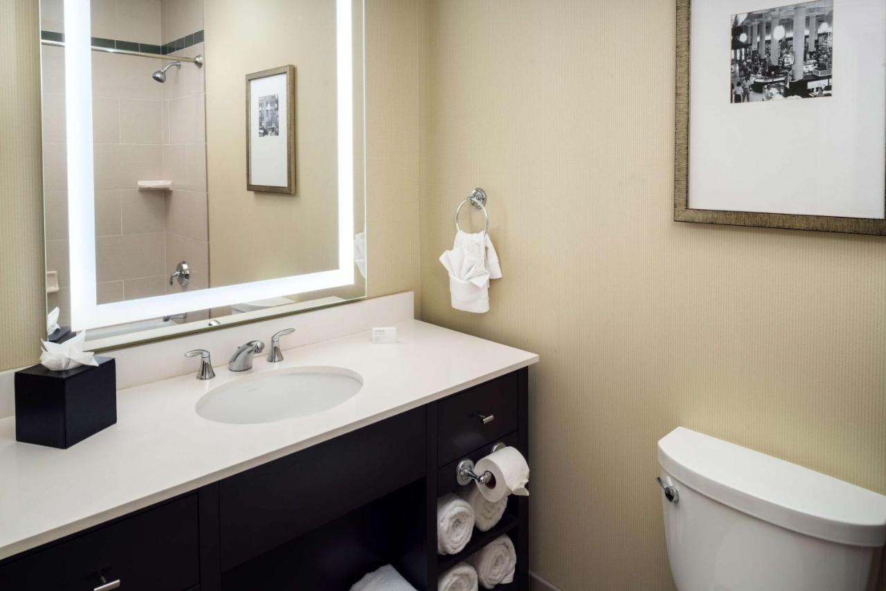  | Embassy Suites Saint Louis - Downtown