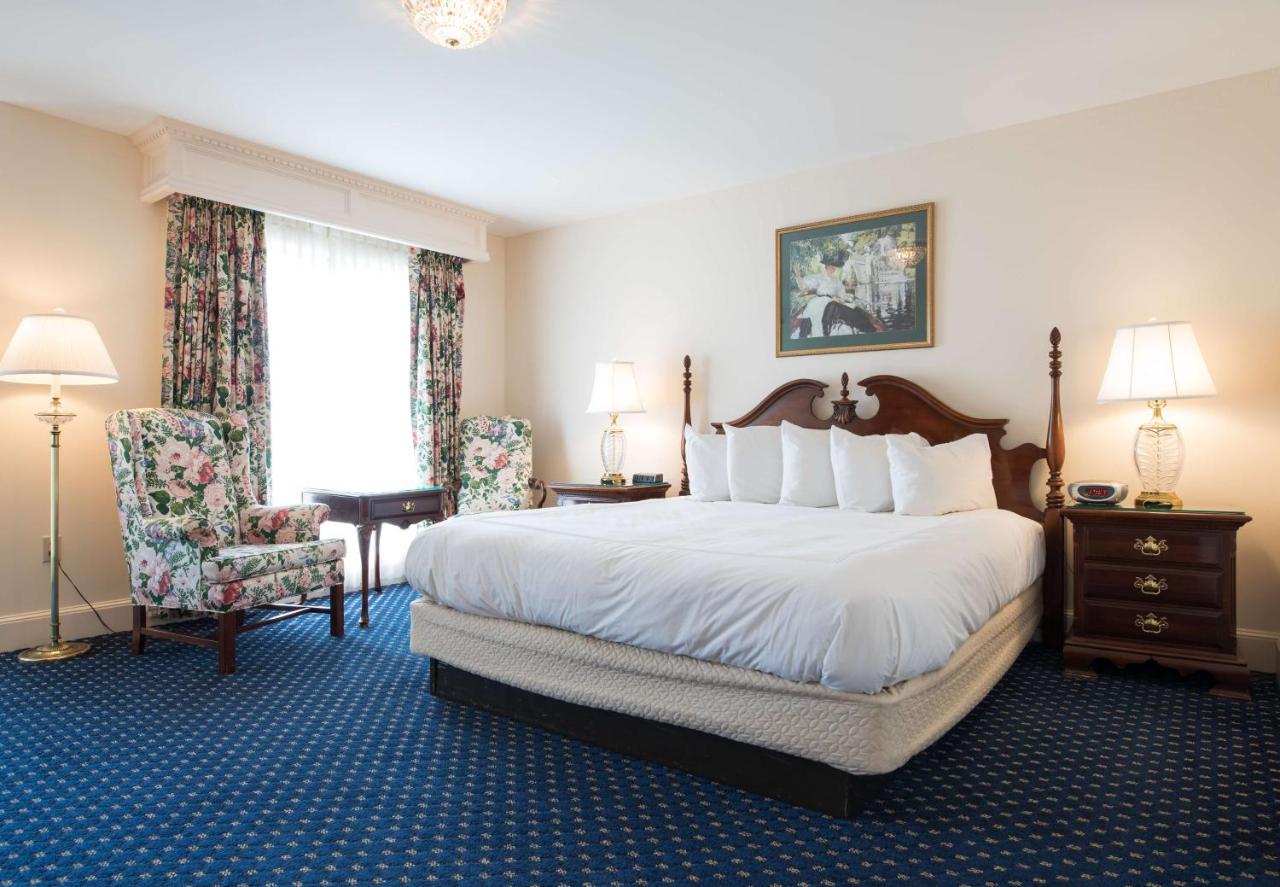 | Bluenose Inn - Bar Harbor Hotel