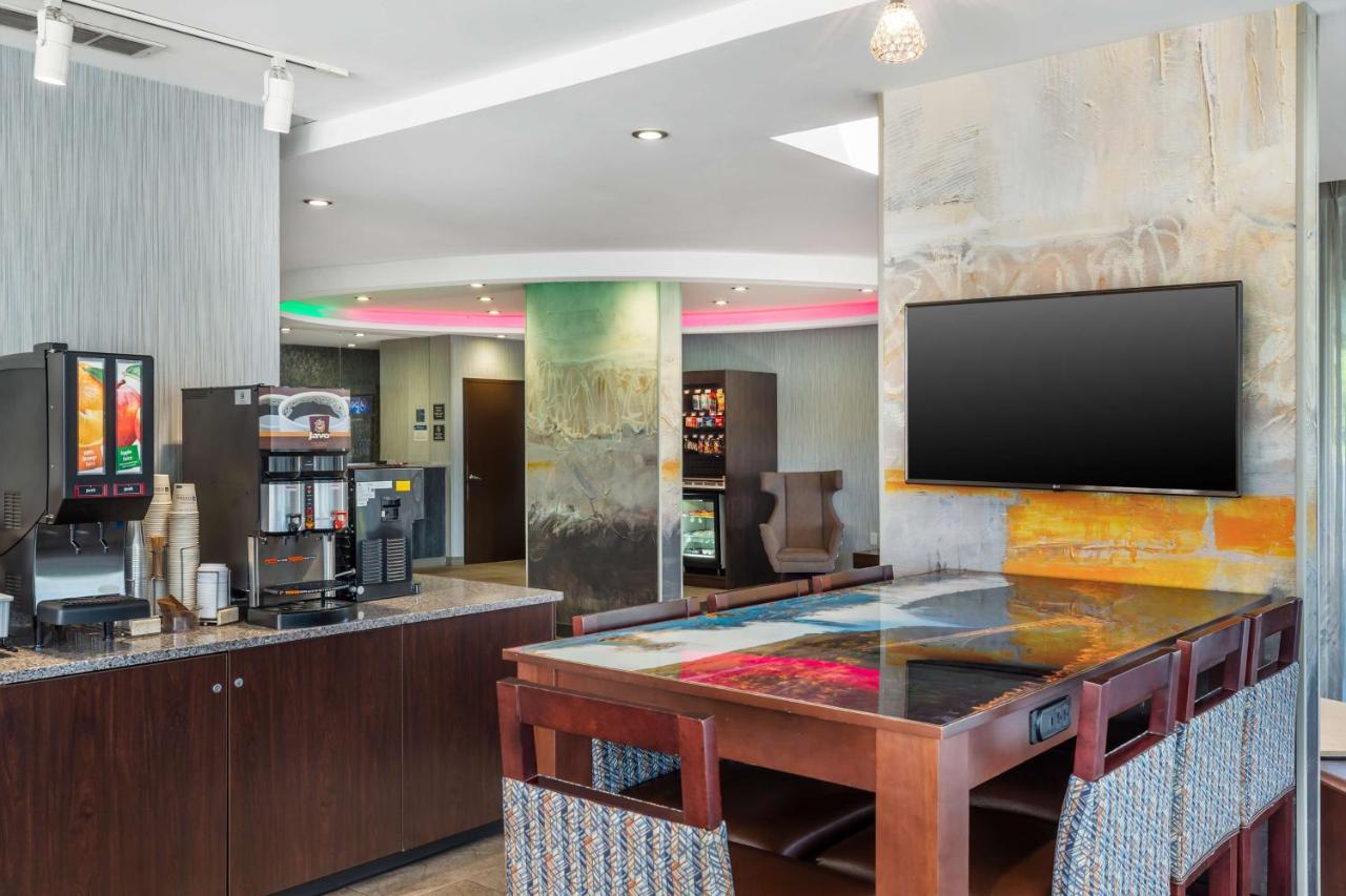 | Best Western Braintree Inn