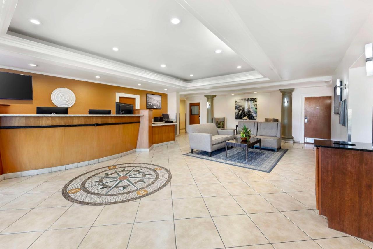 | Best Western Plus Country Park Hotel