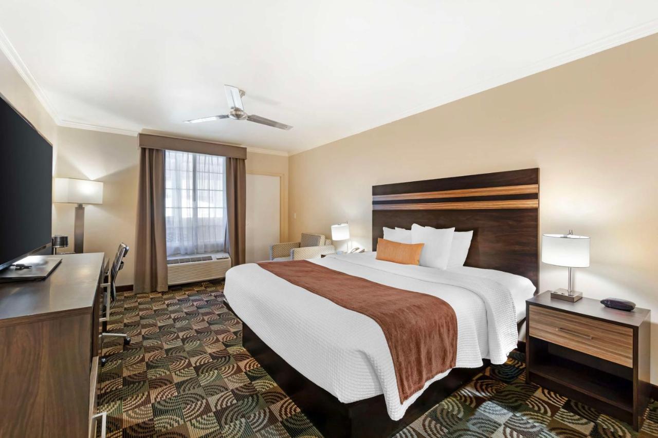 King Room - Non-Smoking at Best Western Plus Country Park Hotel