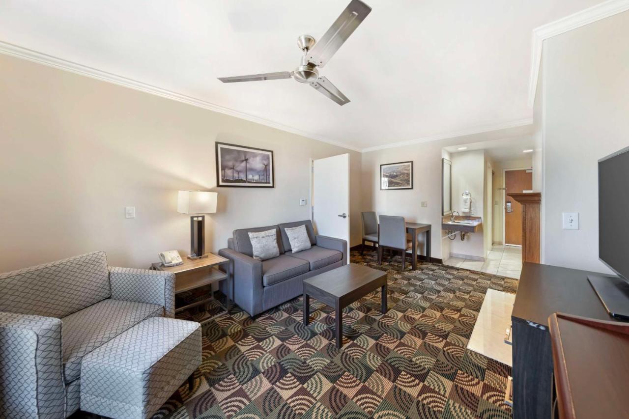 | Best Western Plus Country Park Hotel
