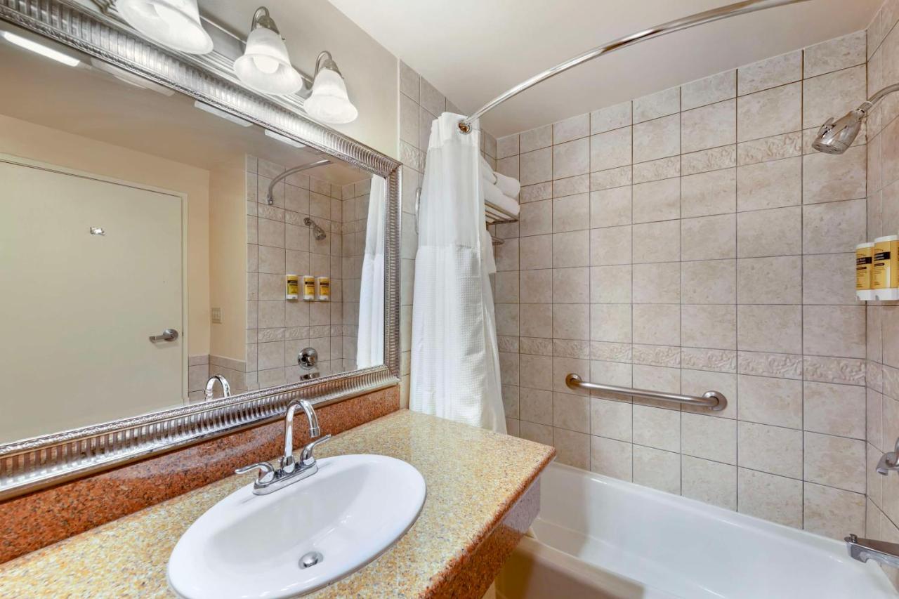 | Best Western Plus Country Park Hotel