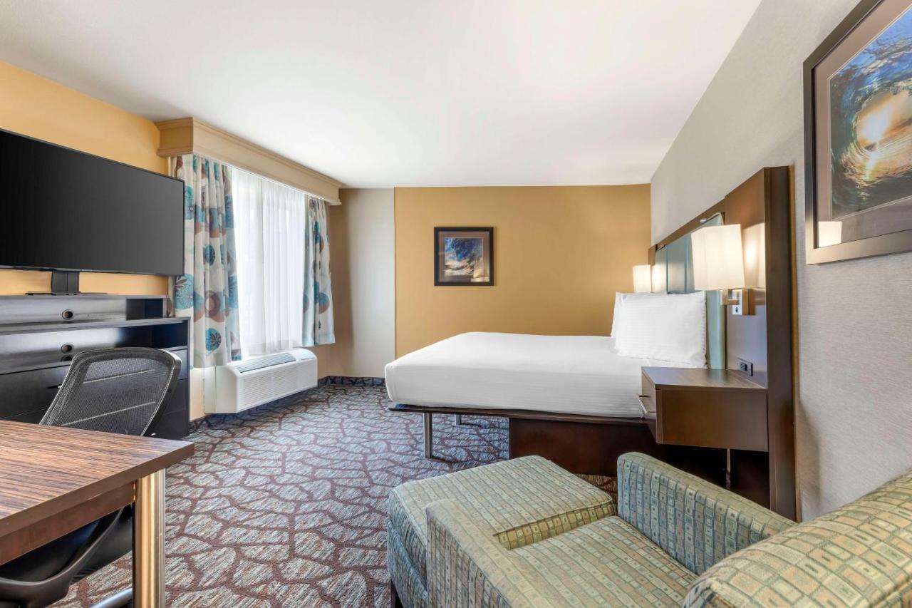 | Best Western Plus Oceanside Palms