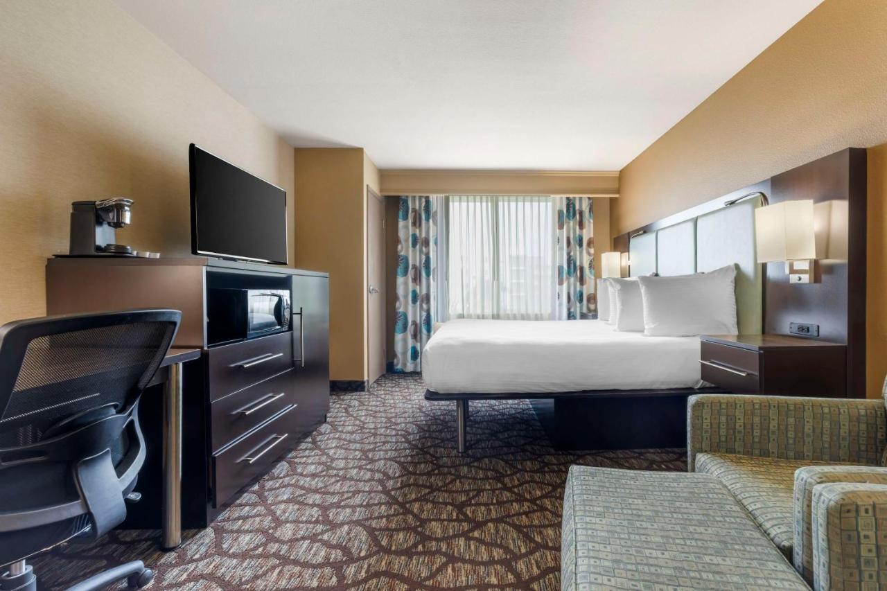 | Best Western Plus Oceanside Palms