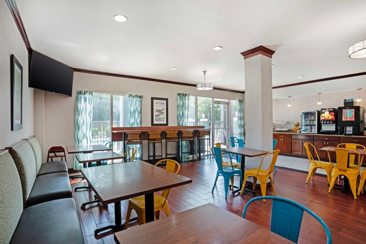  | Best Western Plus Blue Angel Inn