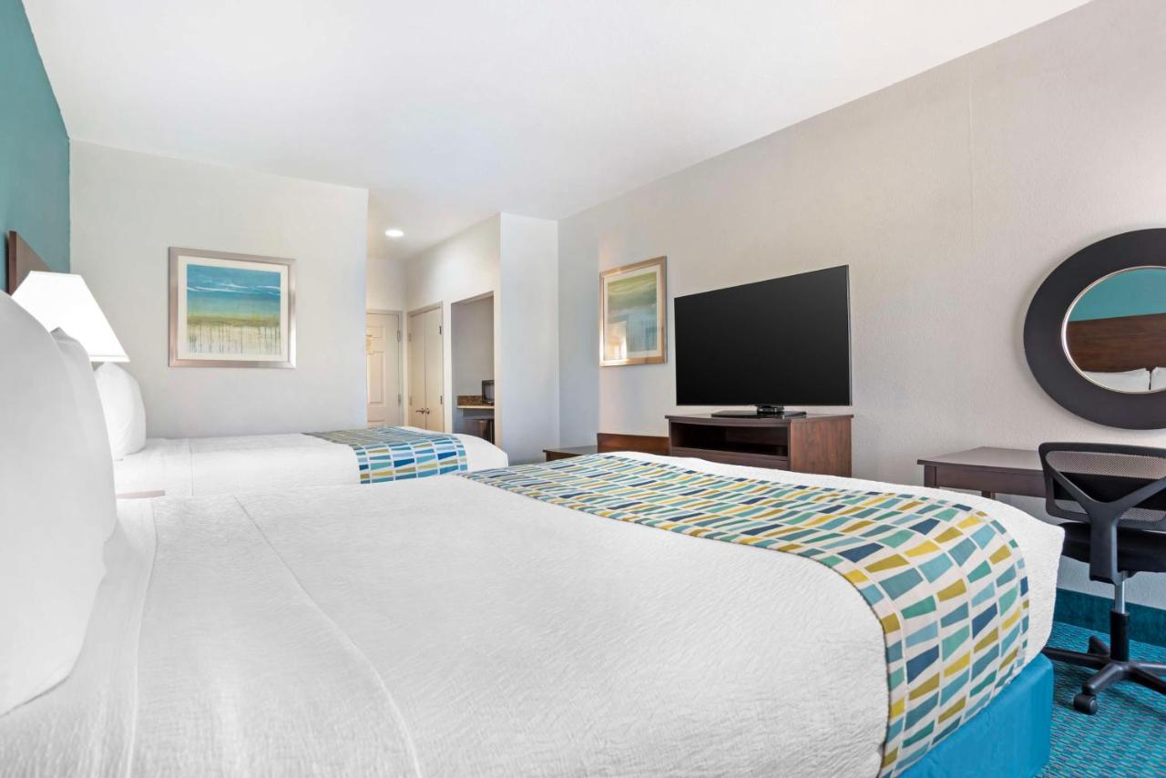 Queen Room with Two Queen Beds - Non-Smoking at Best Western Plus Blue Angel Inn