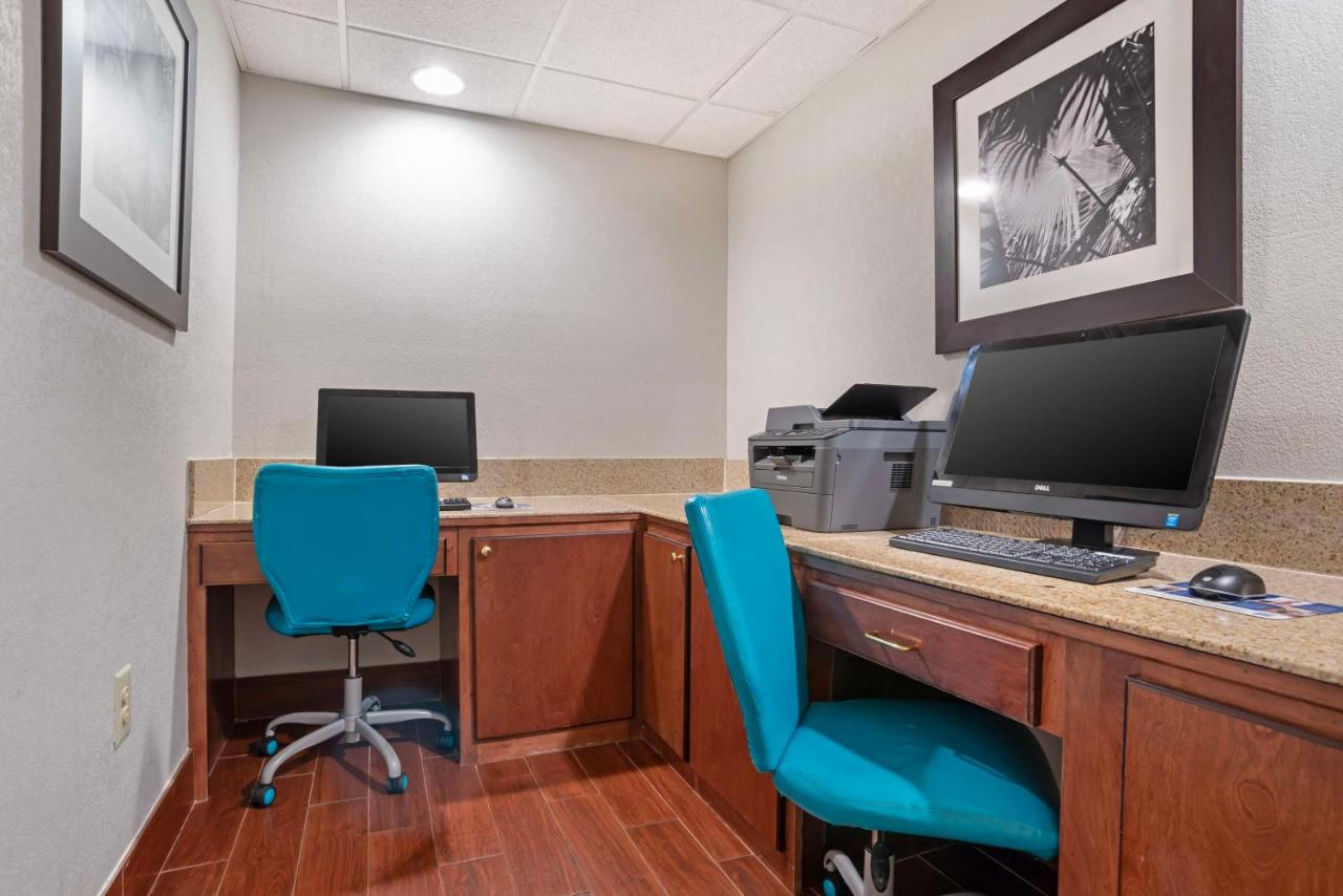  | Best Western Plus Blue Angel Inn