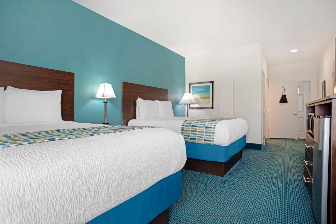 Queen Room with Two Queen Beds - Disability Access at Best Western Plus Blue Angel Inn