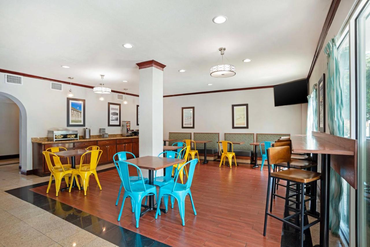  | Best Western Plus Blue Angel Inn