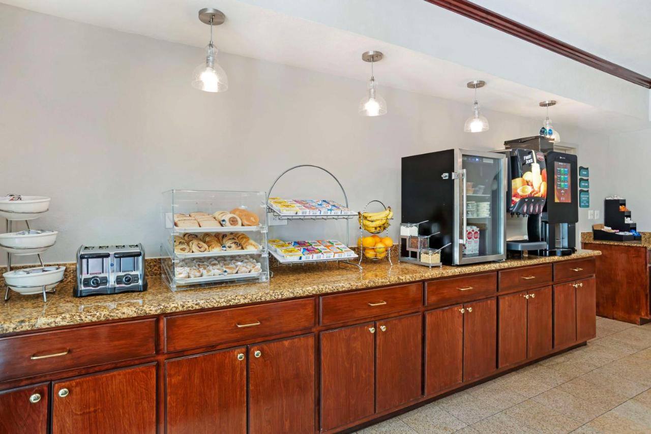  | Best Western Plus Blue Angel Inn