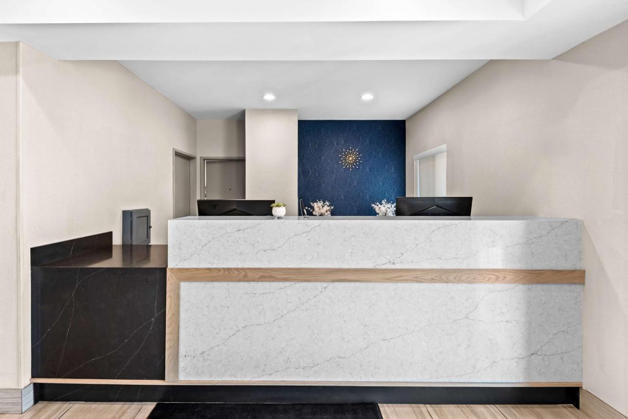 | SureStay Plus Hotel by Best Western Ottumwa
