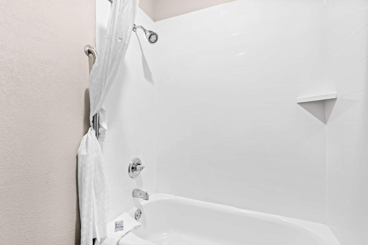 | SureStay Plus Hotel by Best Western Ottumwa