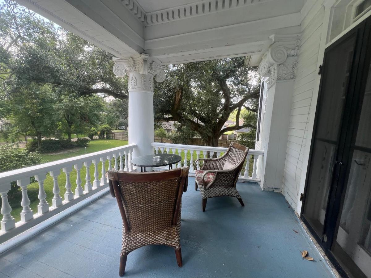 | Historic Michabelle Inn