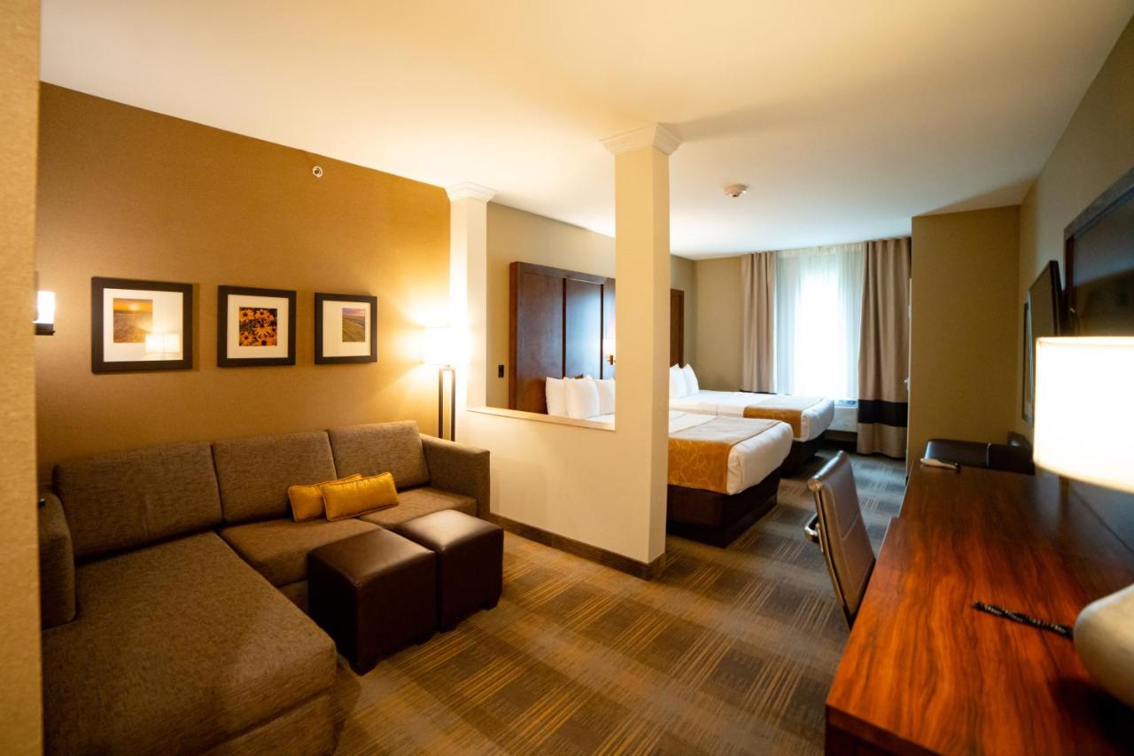 Suite with Two Queen Beds - Accessible/Non-Smoking at Comfort Suites University