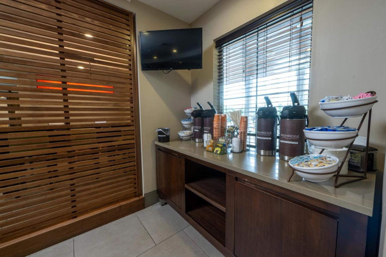 | Country Inn & Suites by Radisson Lake George