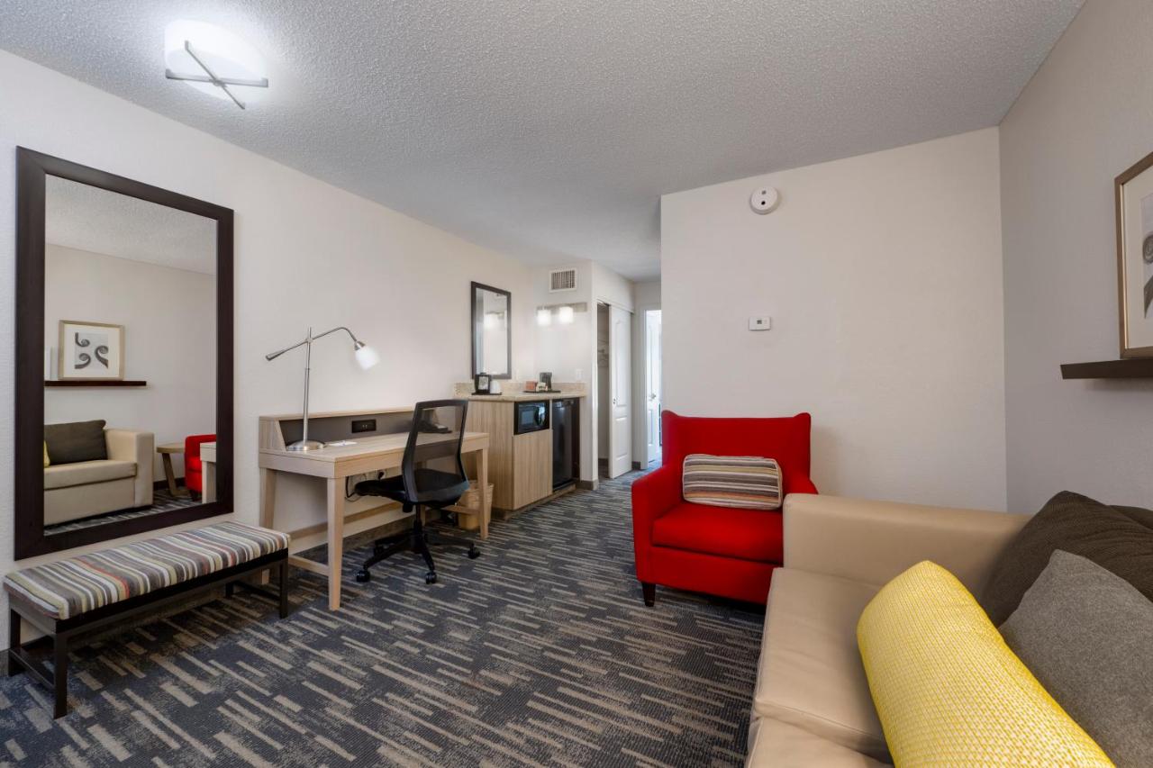 One-Bedroom King Suite - Non-Smoking at Country Inn & Suites by Radisson, Lake George (Queensbury), NY