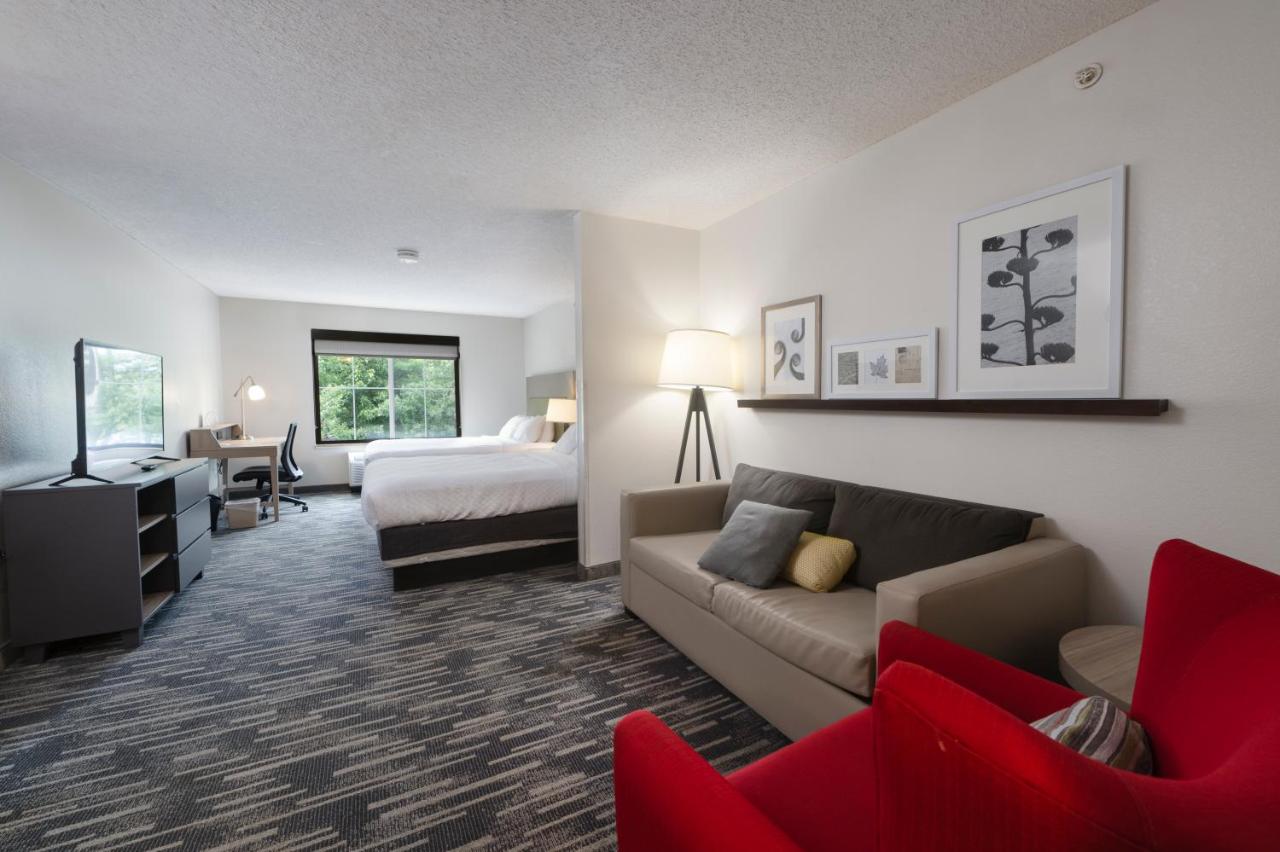 Studio Suite with Two Queen Beds at Country Inn & Suites by Radisson, Lake George (Queensbury), NY