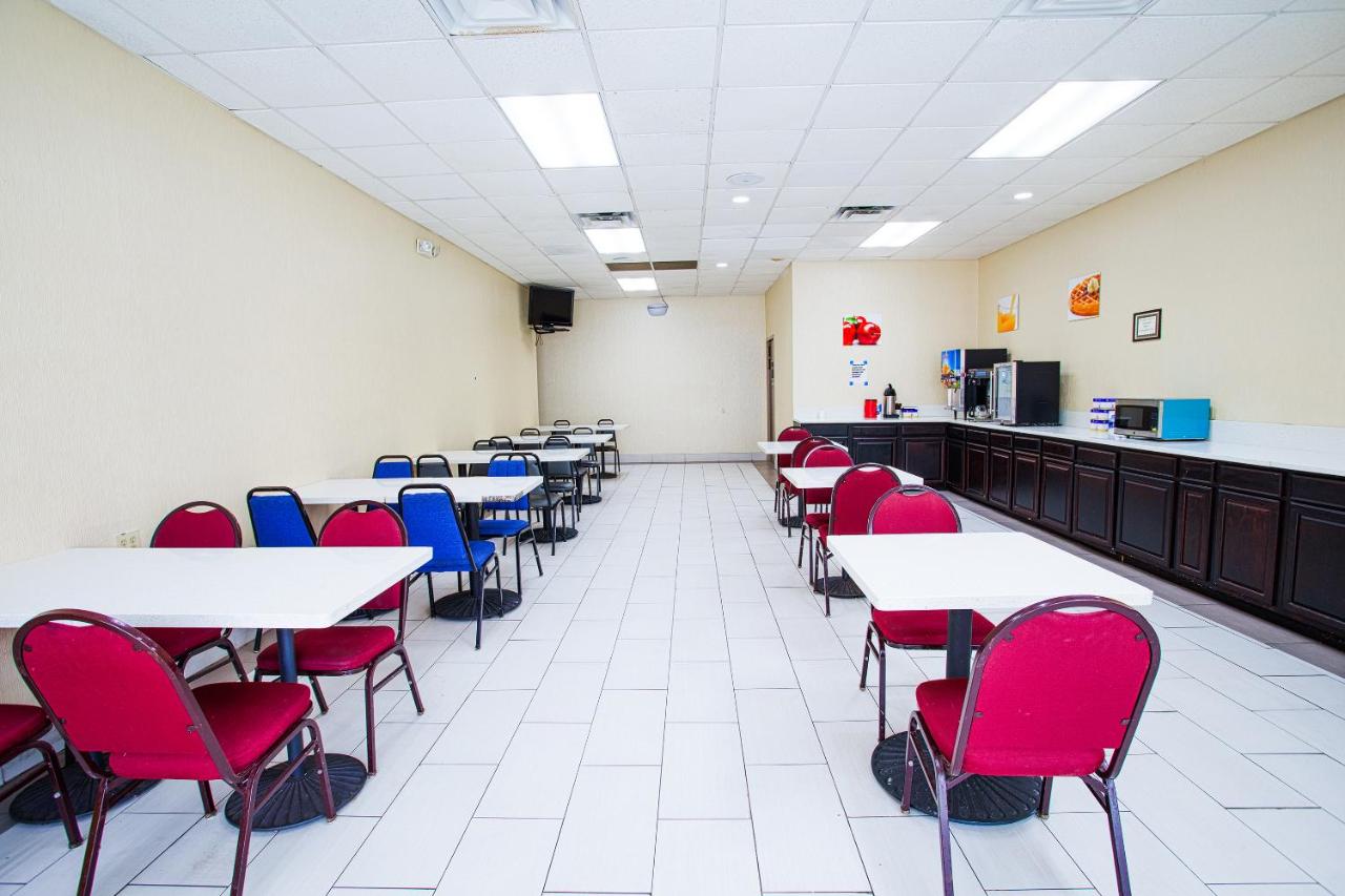 | Ramada by Wyndham Winston-Salem