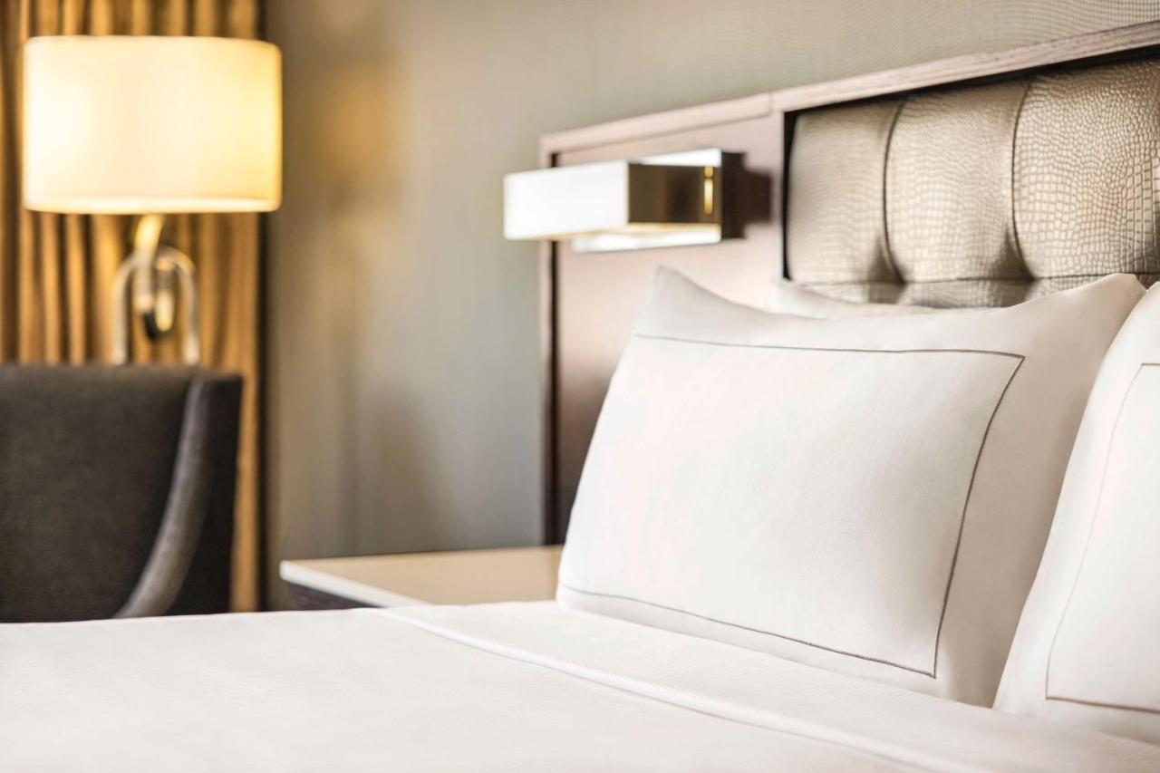 King Room at Hilton Philadelphia City Avenue