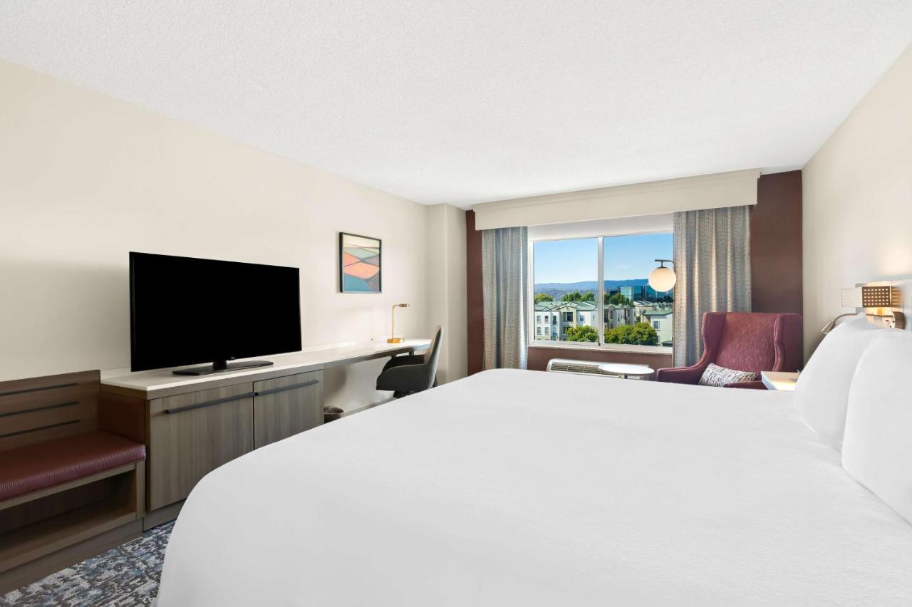 King Room at Hilton Garden Inn San Mateo