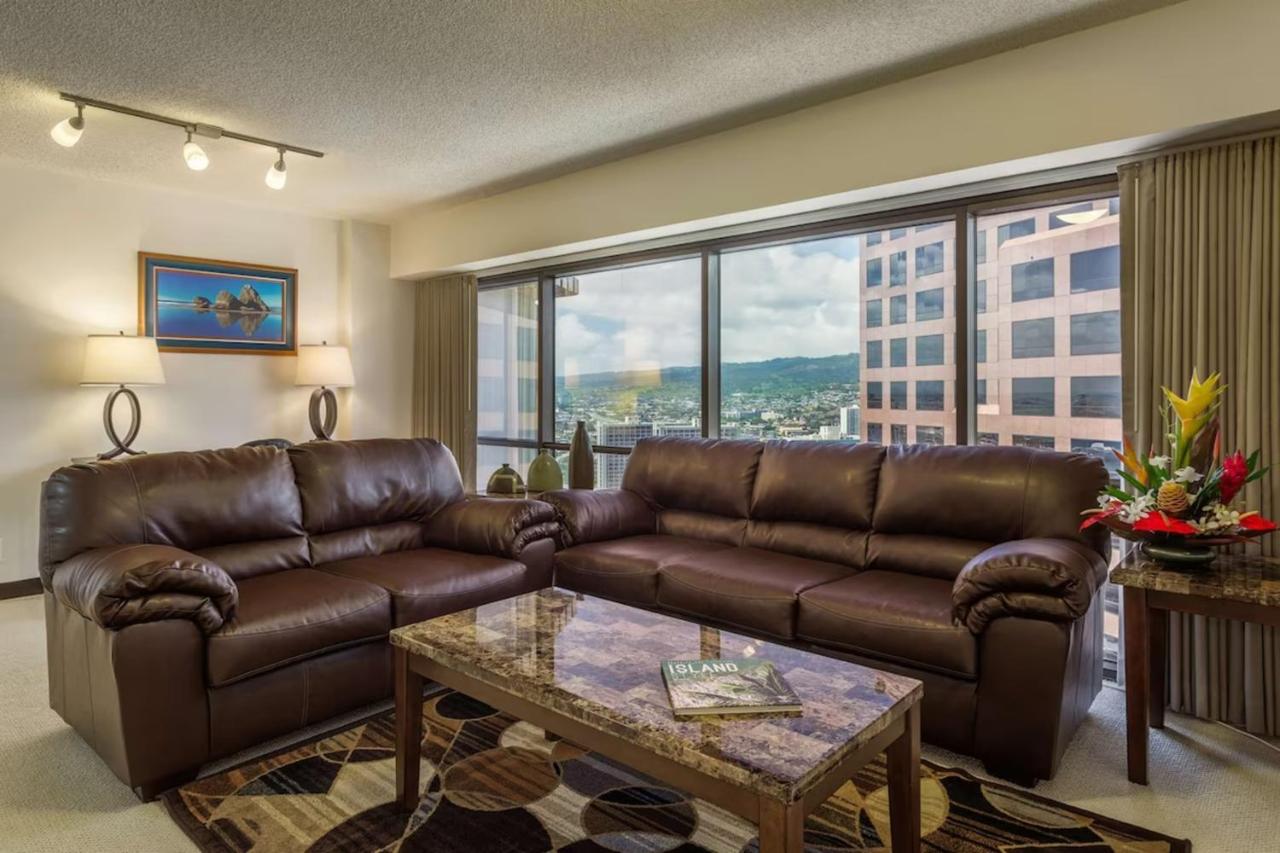 One-Bedroom Suite with Mountain View at Aston at the Executive Centre Hotel