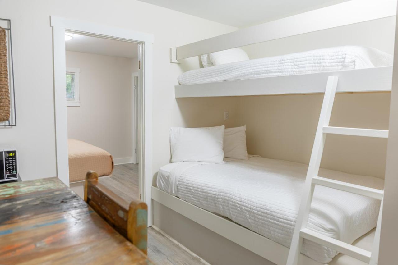 | Atlantis Inn - Tybee Island