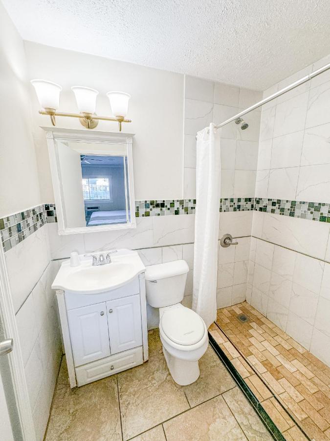 | Atlantis Inn - Tybee Island