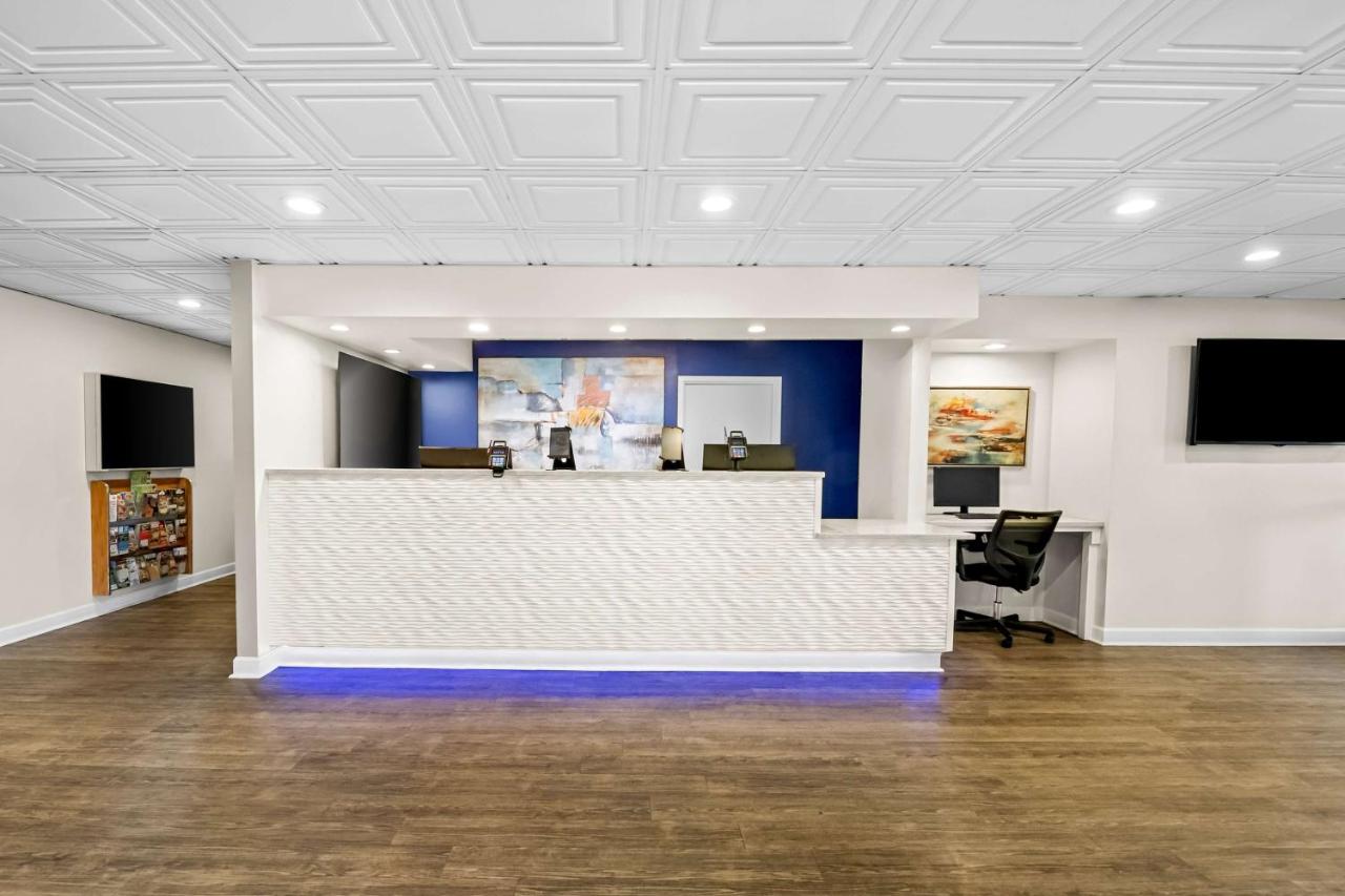 | SureStay Plus Hotel by Best Western Southern Pines Pinehurst