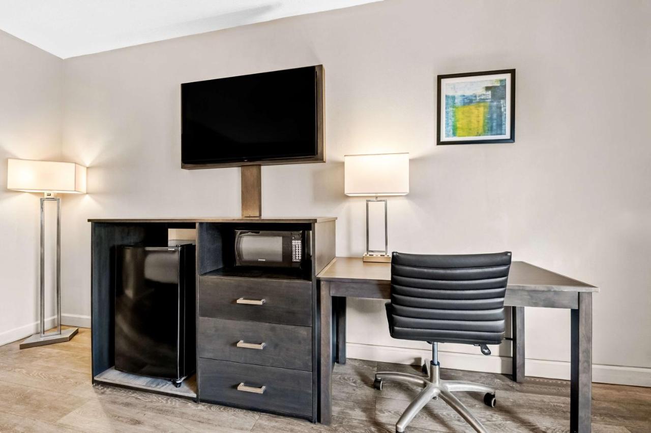 | SureStay Plus Hotel by Best Western Southern Pines Pinehurst