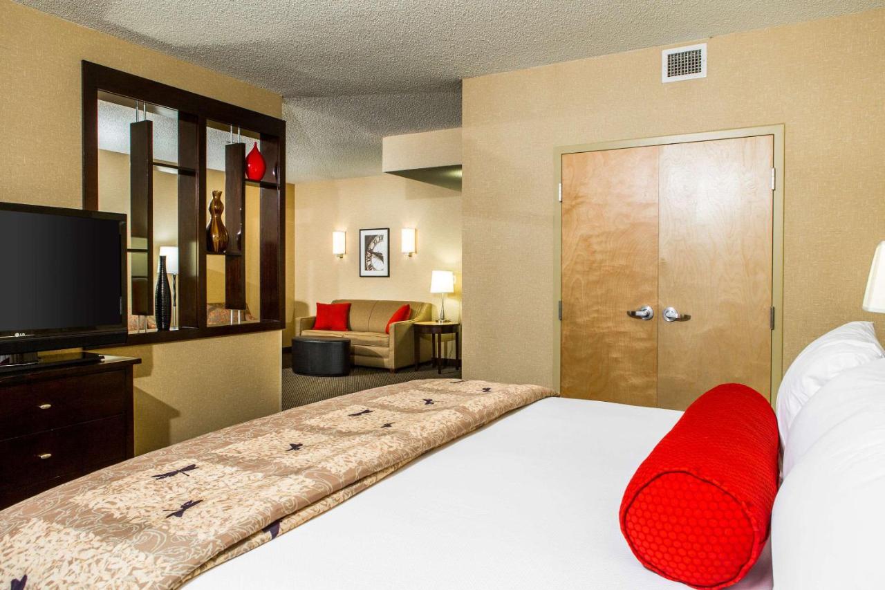 | Cambria Hotel Raleigh - Durham Airport