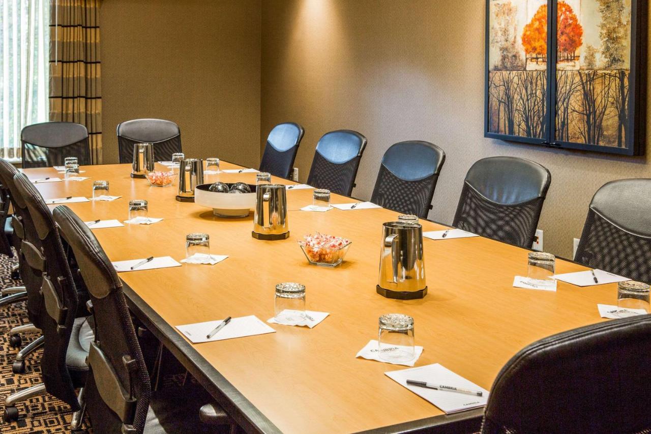| Cambria Hotel Raleigh - Durham Airport