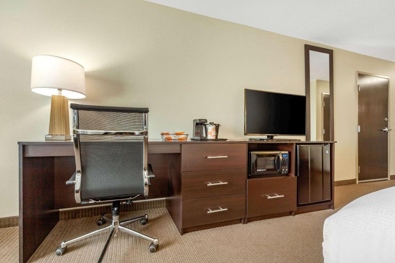 Queen Suite with Two Queen Beds and Sofa Bed - Non-Smoking at Sleep Inn & Suites Lincoln University Area