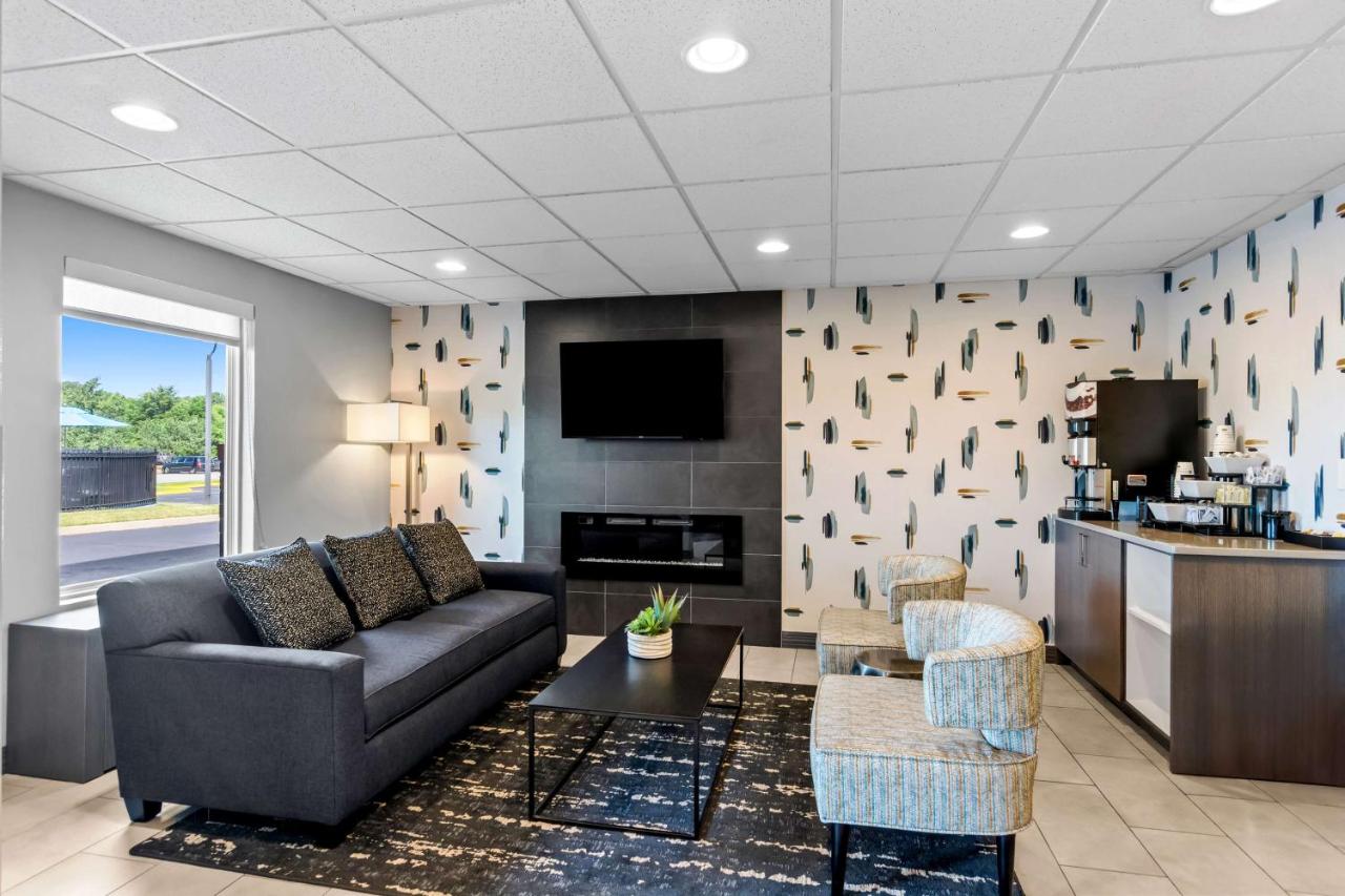  | Days Inn by Wyndham Doswell At the Park